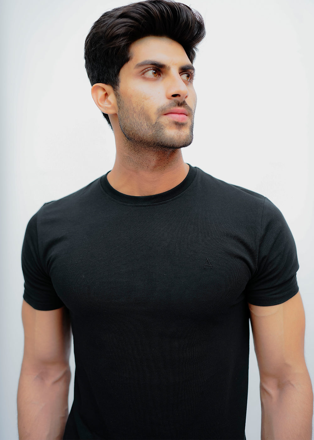Avaron Premium T-Shirt-Black