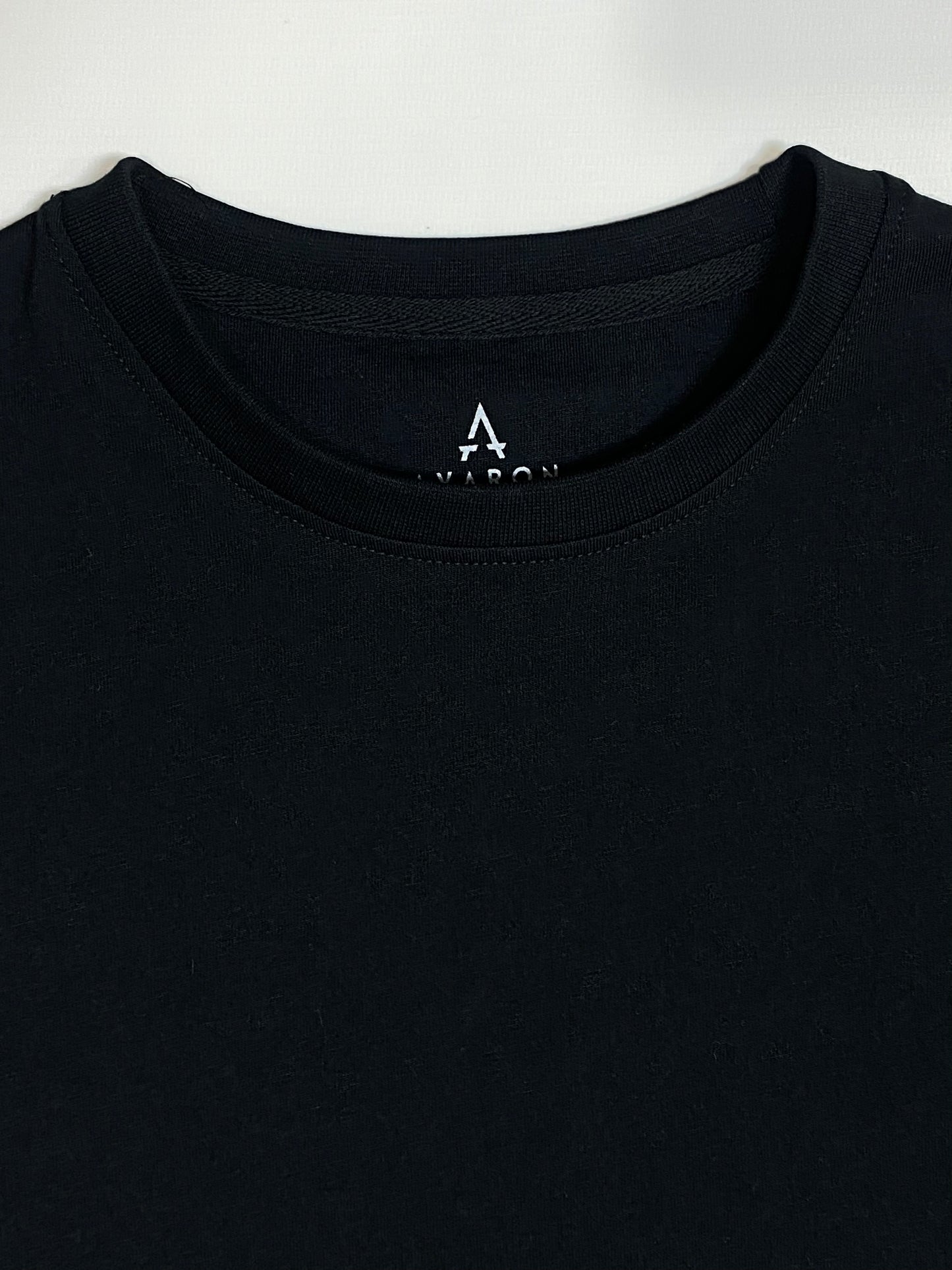 Avaron Premium T-Shirt-Black
